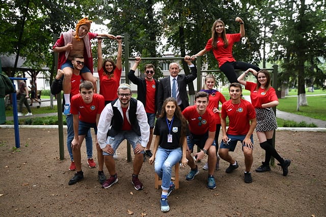 На базі Дзвінківського ННВЦ завершився VI студентський фестиваль "Аграрна республіка 2018