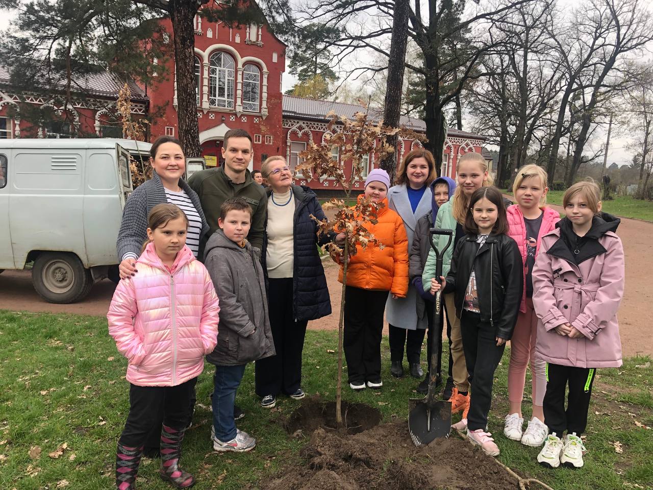 Природоохоронний флешмоб «Дерева перемоги»