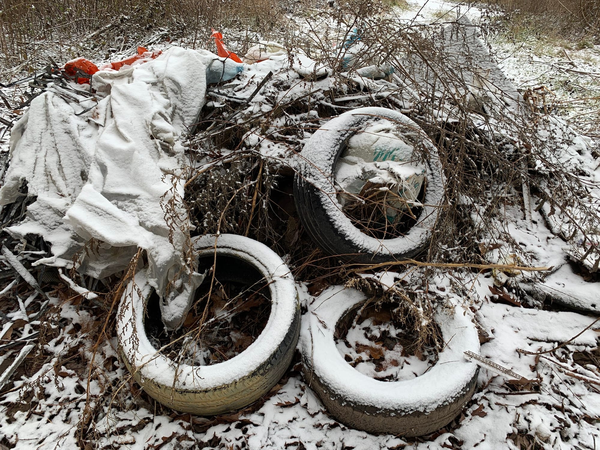 Куди подіти зношені шини?