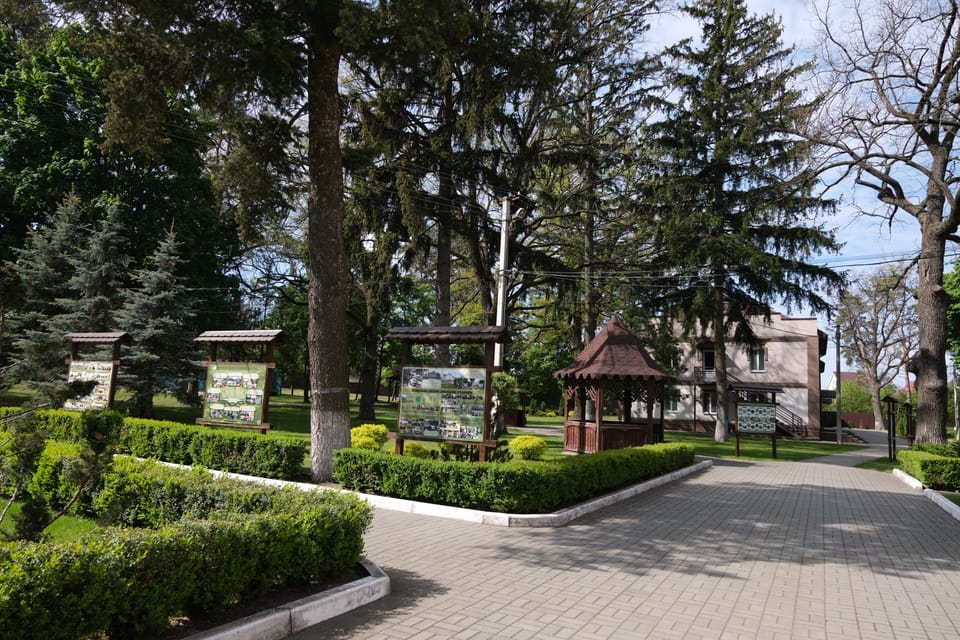 Дзвінківський навчально-науково-виробничий центр