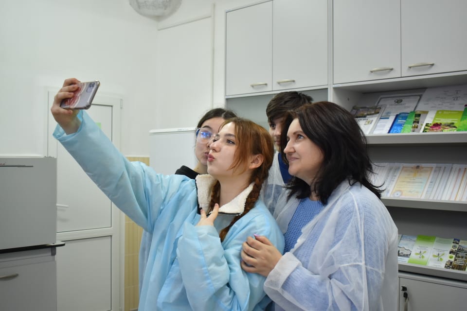 Разом із майбутніми дослідниками з БАЛ «Лідер» продовжуємо захоплюючу подорож у світ лісової науки