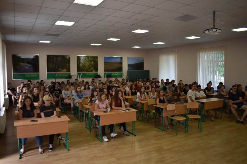 На базі Дзвінківського ННВЦ розпочались навчальні практики з дисциплін «Геодезія» та «Топографія»